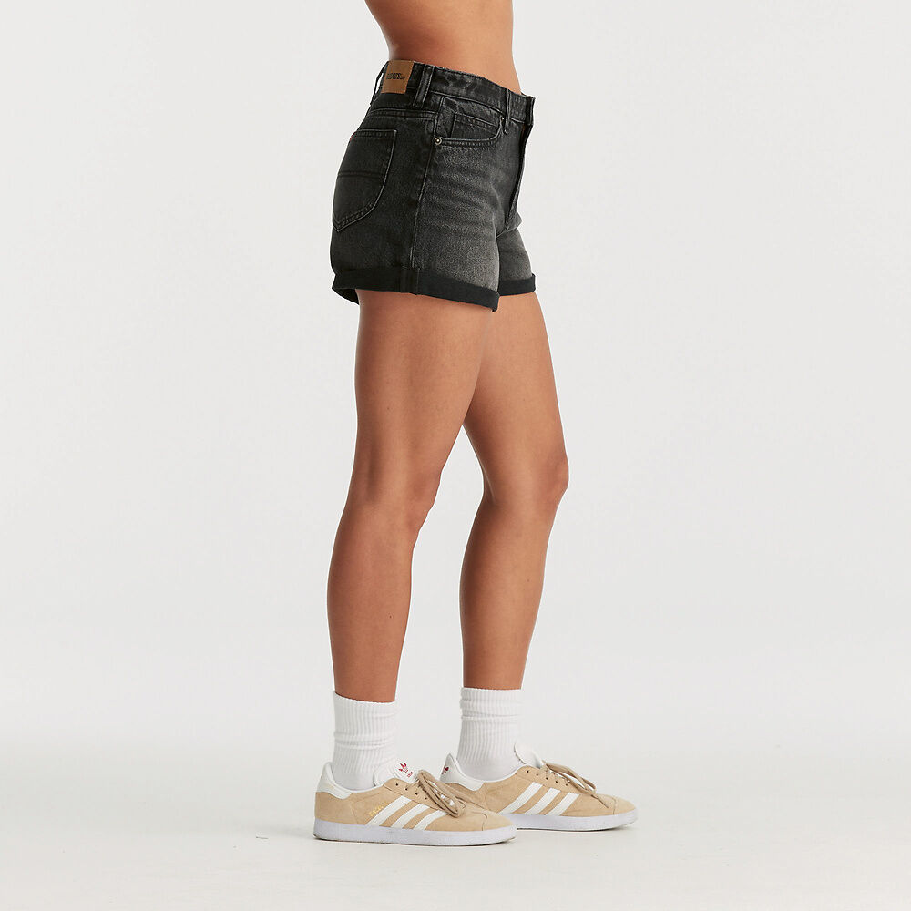 Denim shortss relaxed fit with rooled cuff hem