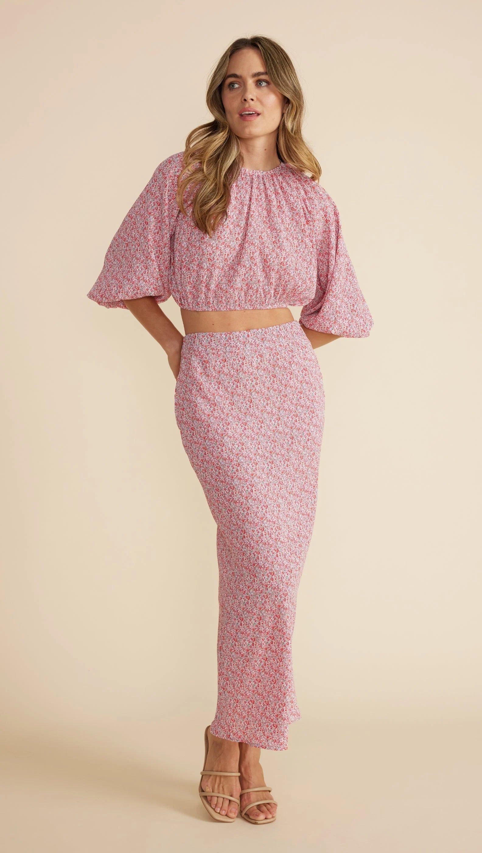 The Raya Slip Skirt is a classic slip skirt with side seam pockets