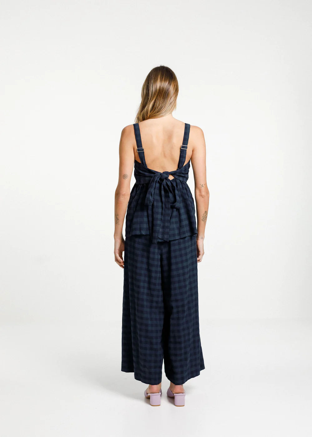 straight neckline and thick adjustable straps, blue check