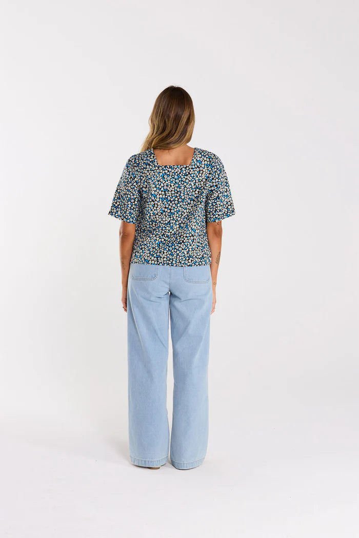 layered womans top, short length, floral and cotton