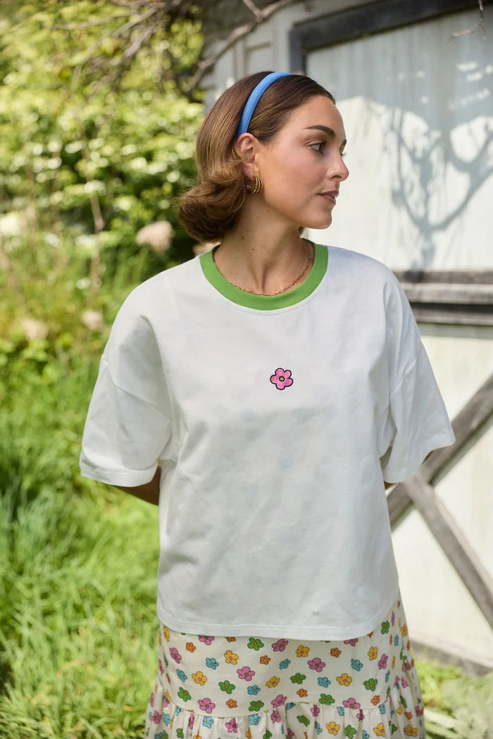 cotton, crew neck with flower motif