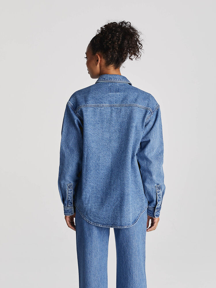 Denim shirt from Lee with front chest pockets