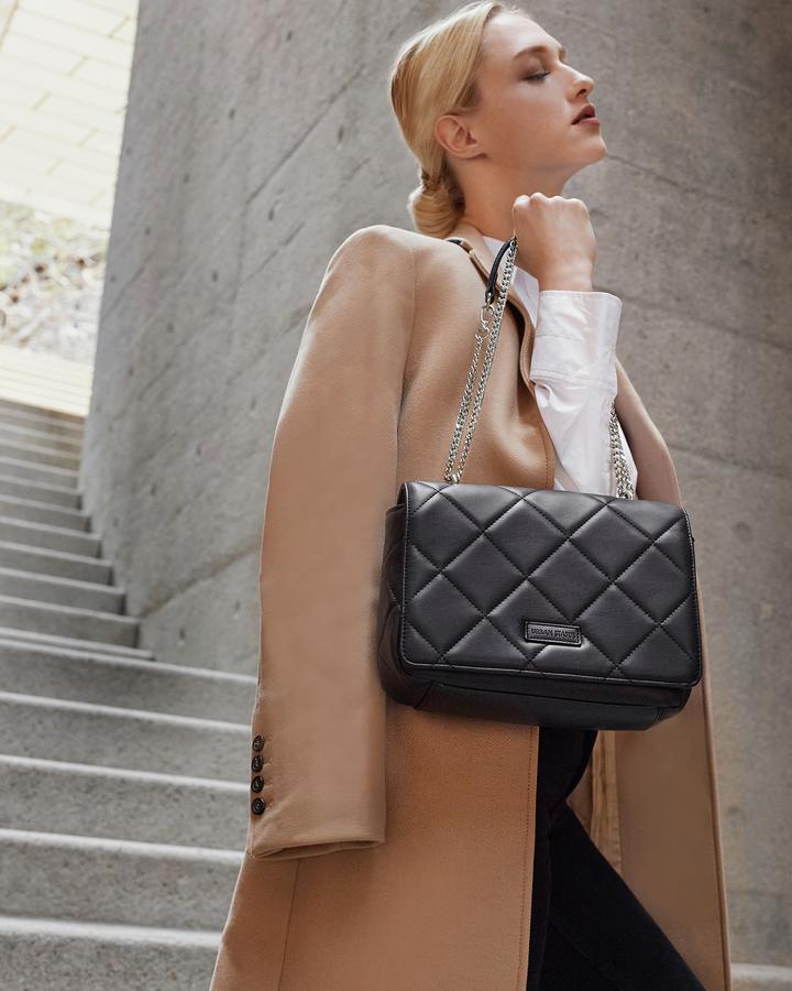 Urban Status shoulder bag, quilted
