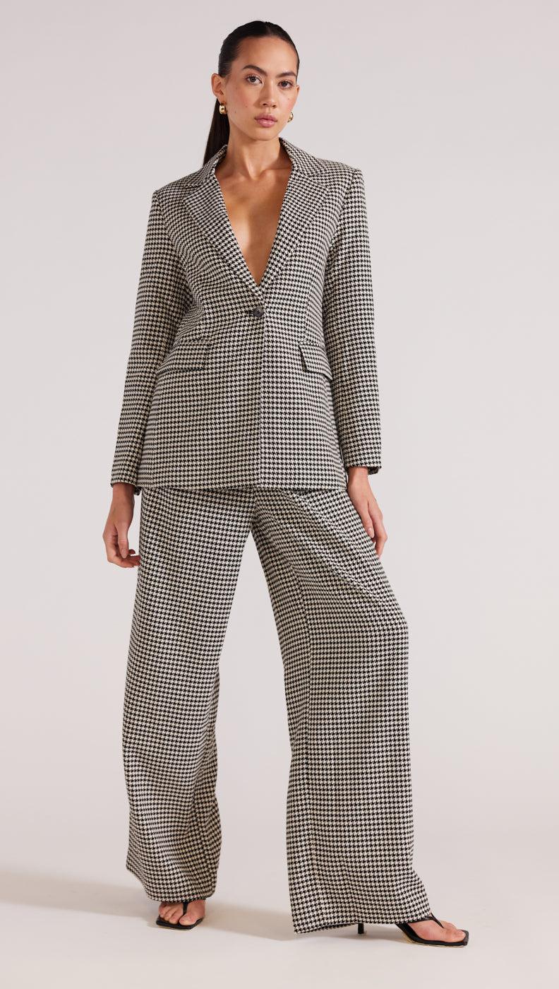 Houndstooth single-breasted blazer button closure with pockets from Staple The Label