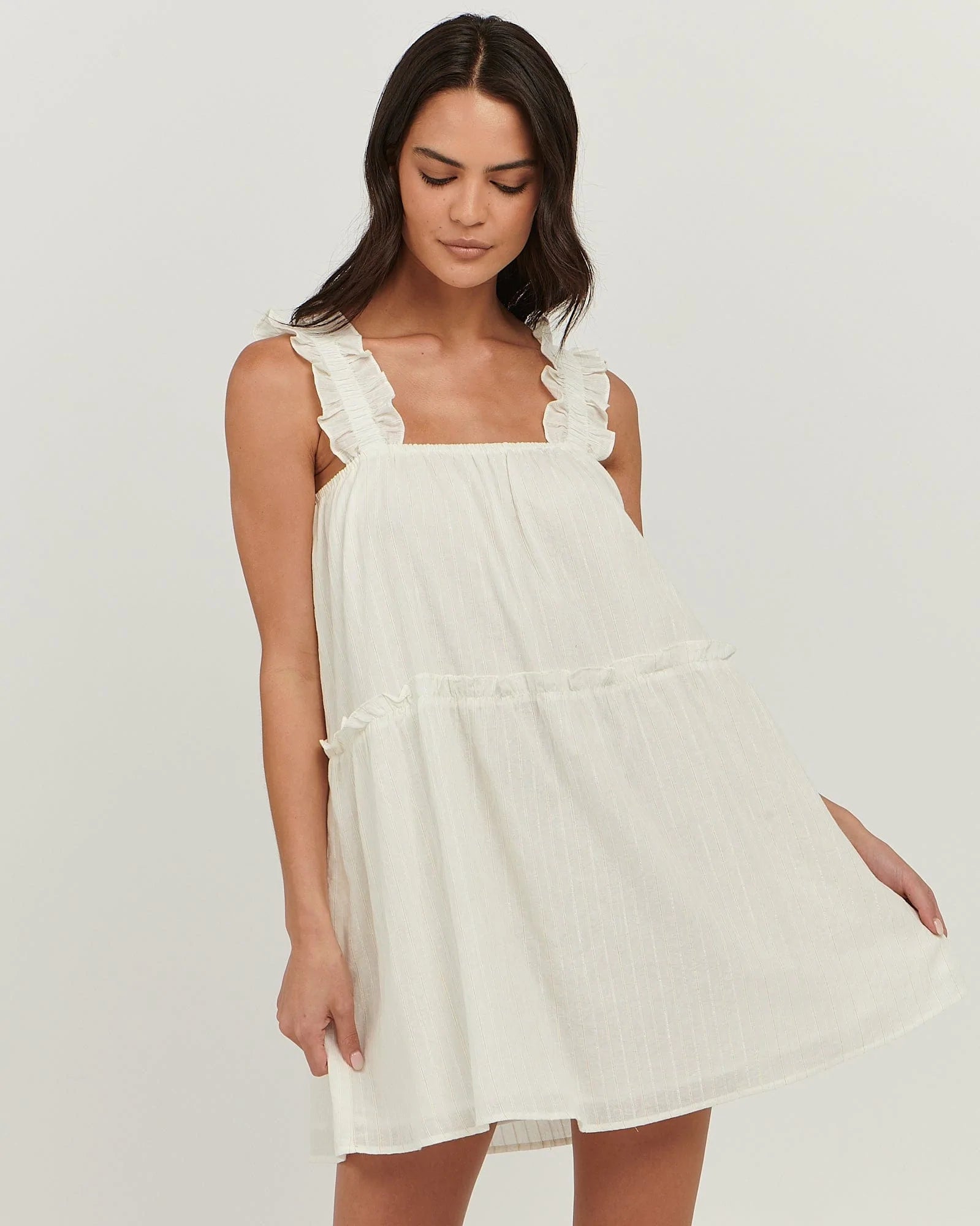 Charlie holiday White loose-fit mini shift dress with wide straps with frill