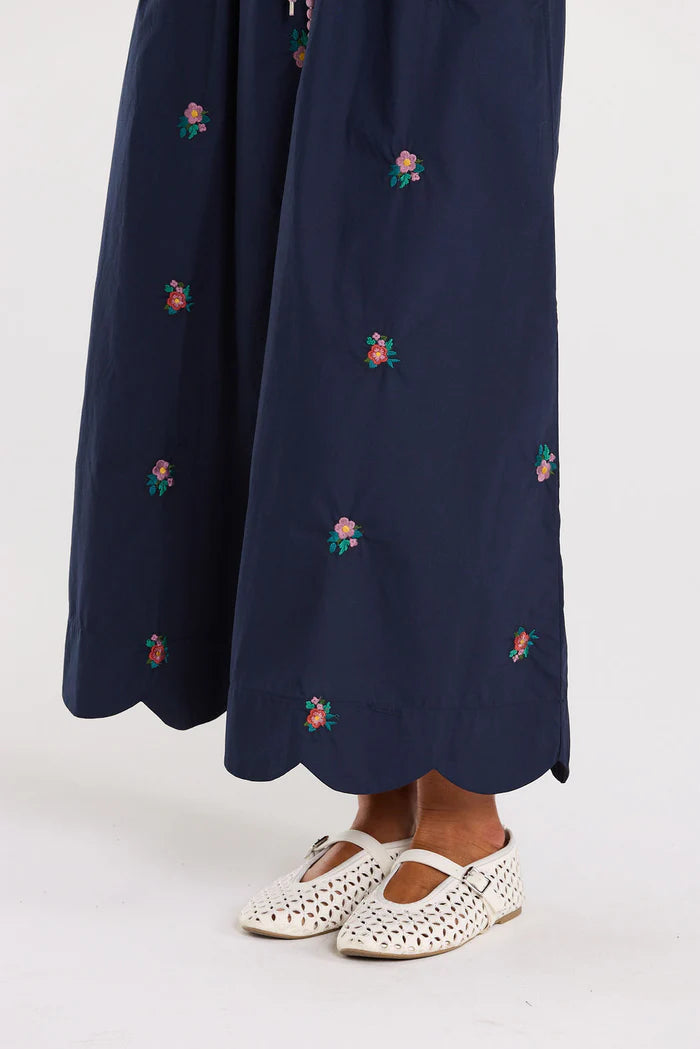 Bobble Drawcord, Elasticated Waist with Scalloped Hem, Pockets and cotton. High Waist fit with A Line Skirt