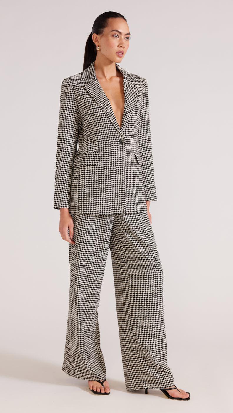 Houndstooth single-breasted blazer button closure with pockets from Staple The Label