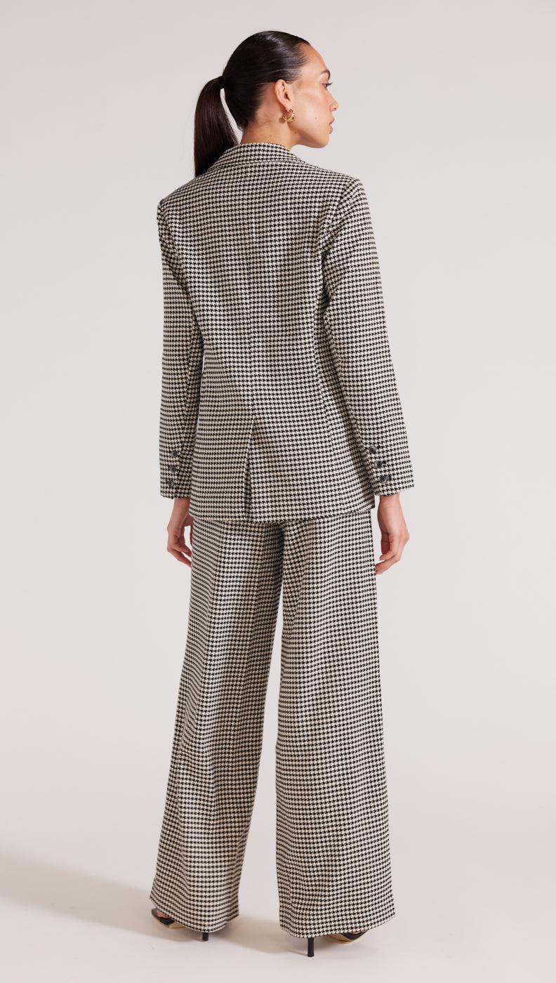 Houndstooth single-breasted blazer button closure with pockets from Staple The Label